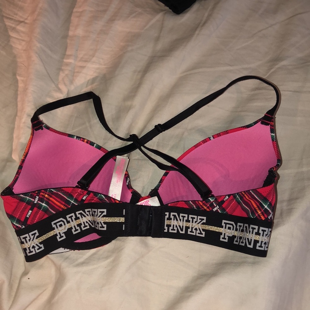 Pink bra - Picture 2 of 2